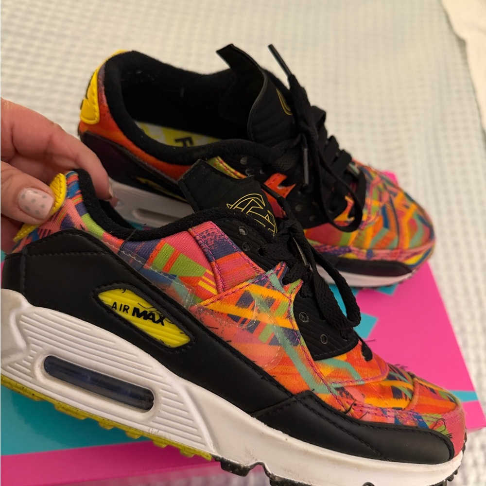 Nike Air Max 90 “Mi Familia”